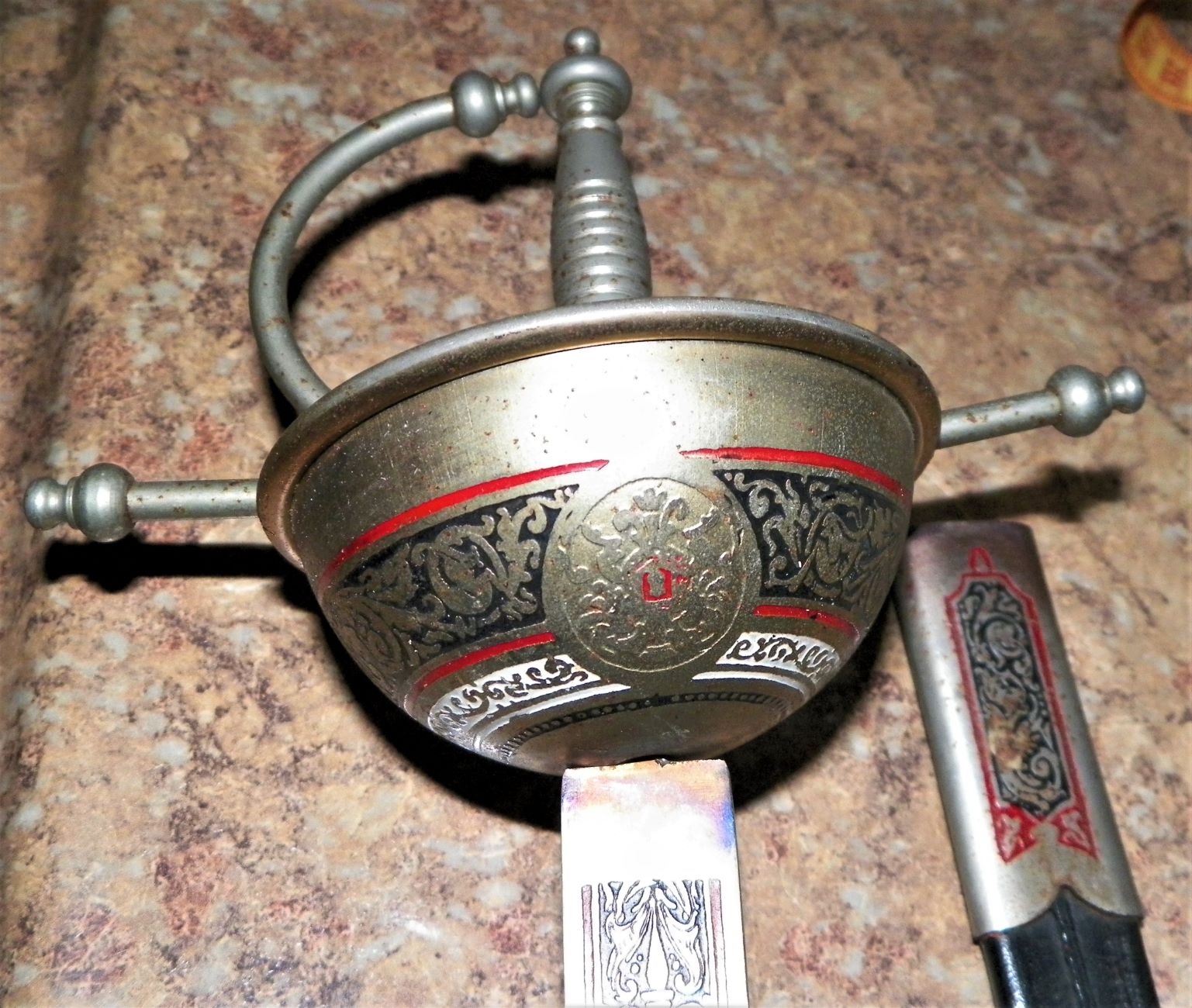 COLLECTIBLE SWORD SPANISH 3AA.JPG