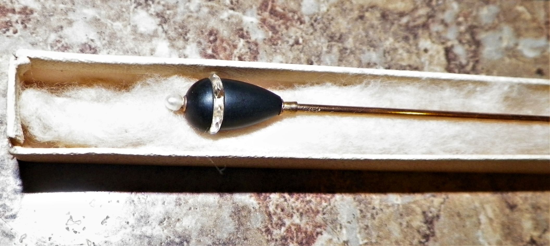 COLLECTIBLE TIFFANY PIN 3AA.JPG