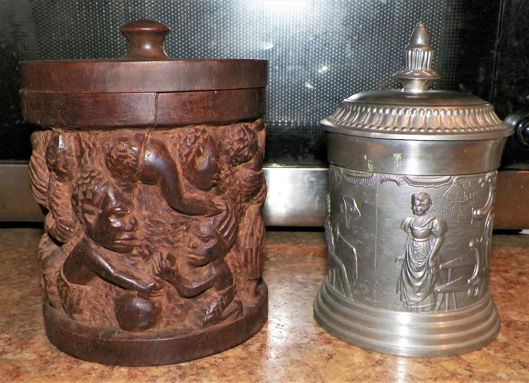 COLLECTIBLE TOBACCO JAR ALUMINUM GERMAN WRITING 1A_AA.JPG