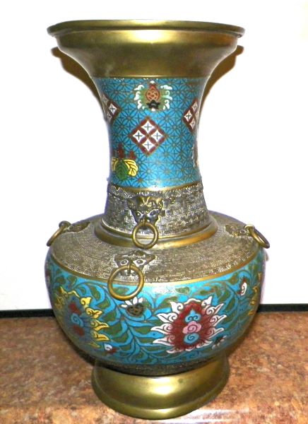 COLLECTIBLE VASE JAR BRASS NO BOTTOM 1A+AA.JPG