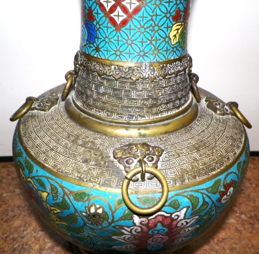 COLLECTIBLE VASE JAR BRASS NO BOTTOM 2AAA.JPG