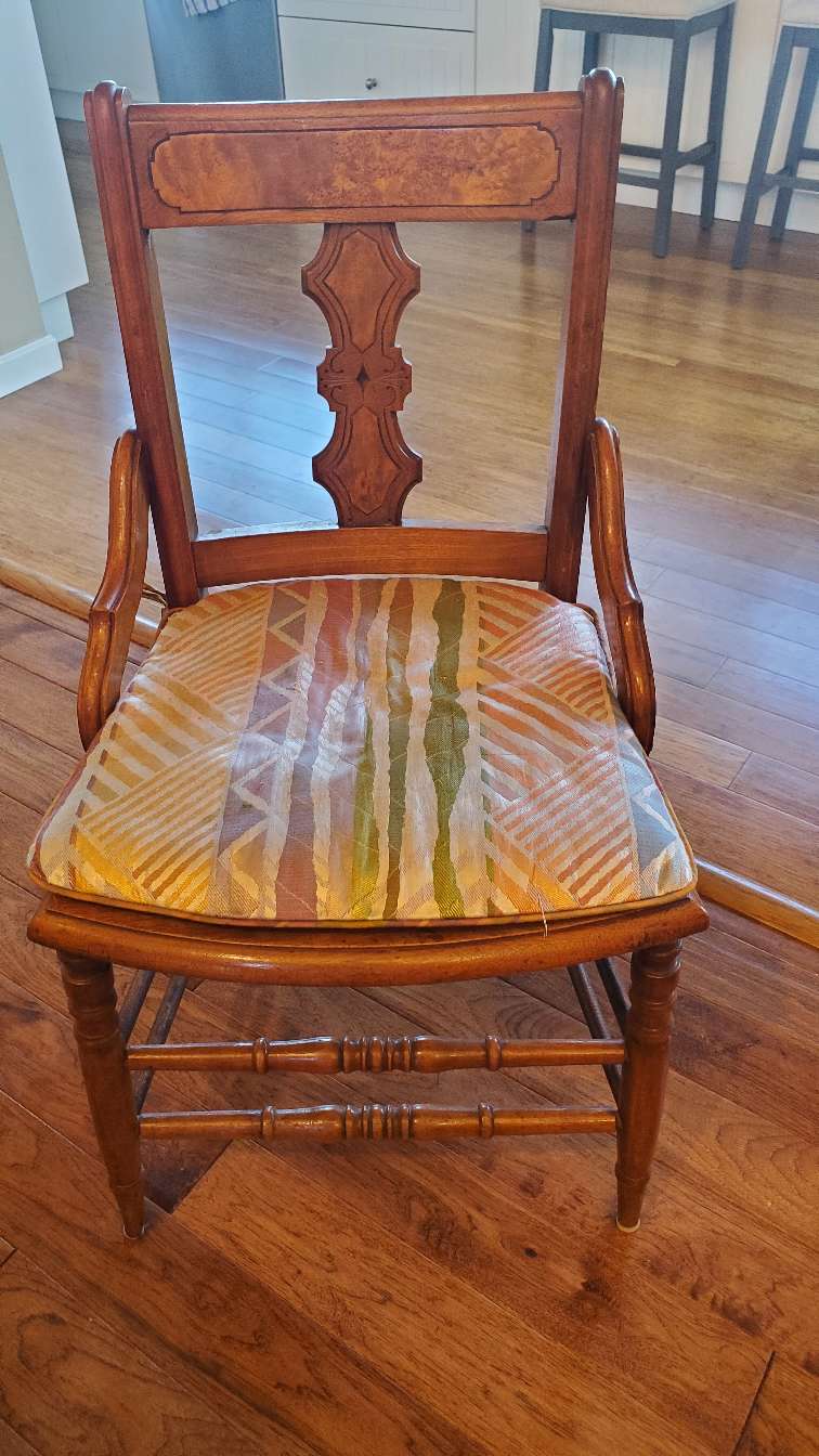 American Eastlake Dining Table Antiques Board