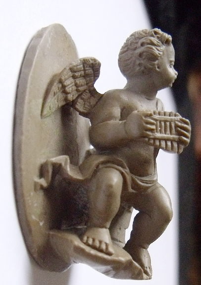 Cupid panpipe lava R.PNG