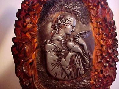 Danbiere amber look lady with dove.jpg