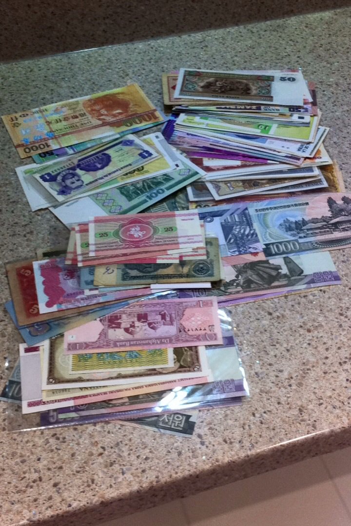 124+ UNC BANK NOTES FOR SALE Antiques Board