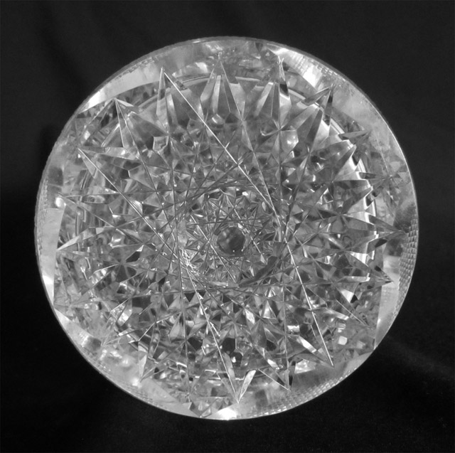 Decanter 8 detail  BOTTOM GS 640.jpg