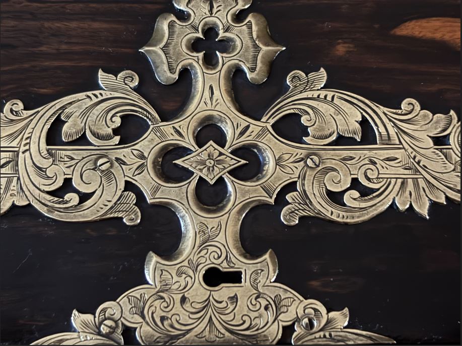 Detail 1 small.JPG