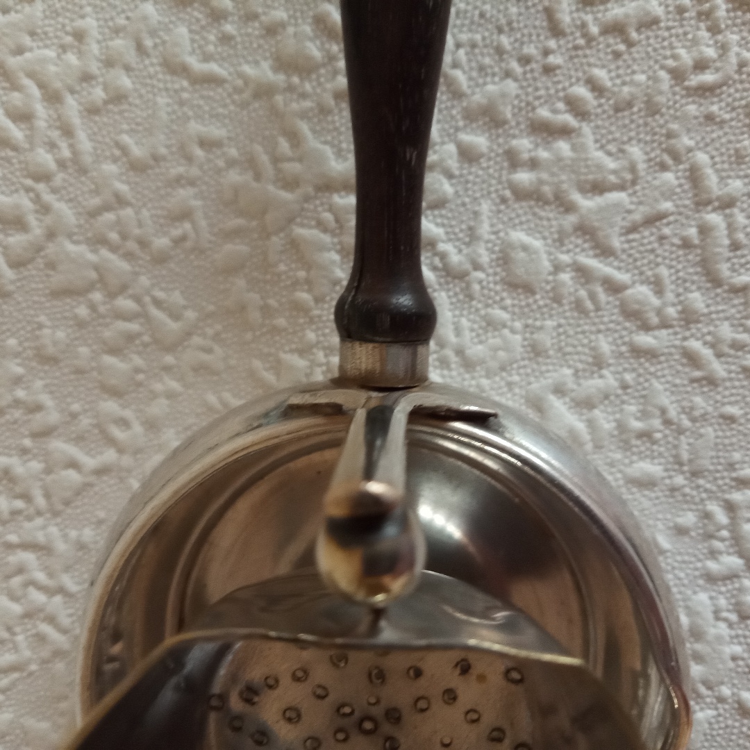 DFes teastrainer B.JPG