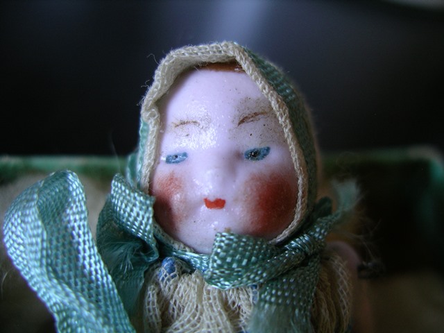 Dolly Face Extreme Closeup.jpg