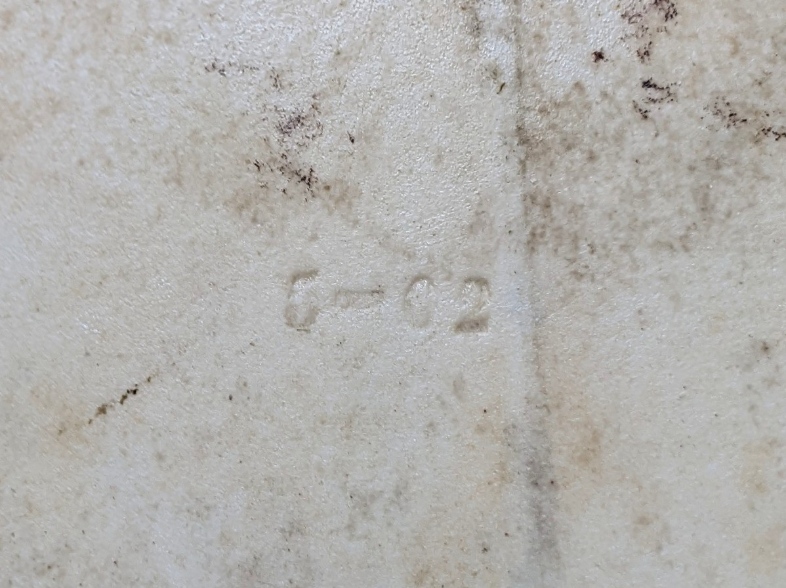 Doulton plaque date mark 1.jpg