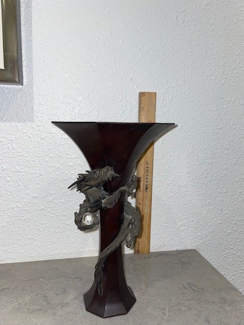 Dragon vase 10 high  X  5 inch top.jpg