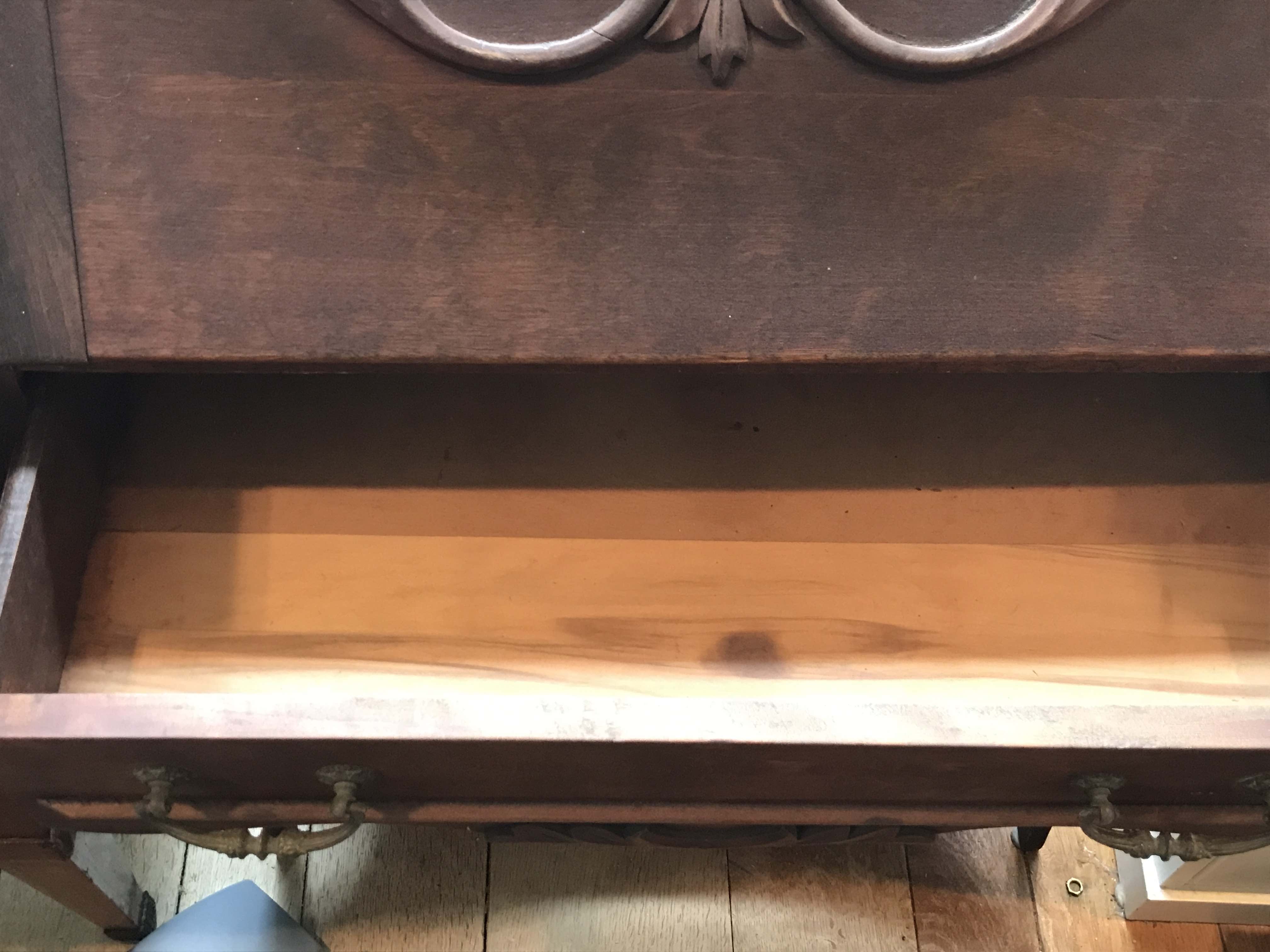 Drawer Lady's desk.jpg