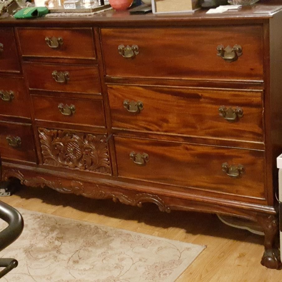 dresser carving and hardware and leg closeup.jpg