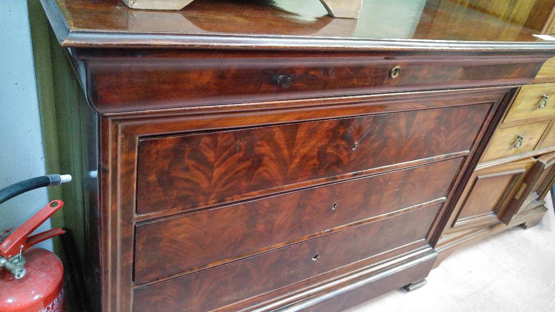 Mahogany dresser Antiques Board