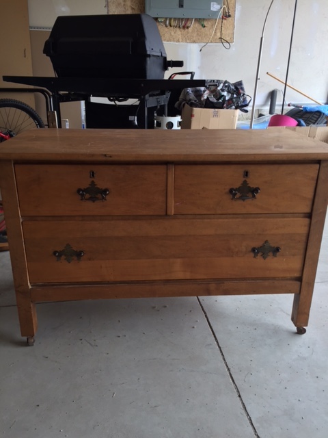 Dresser1.jpg
