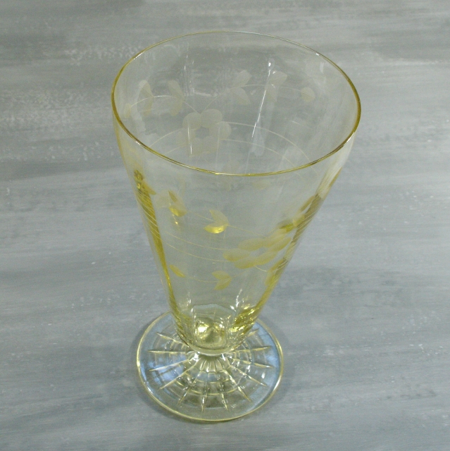 DSC00010 (639x640).jpg