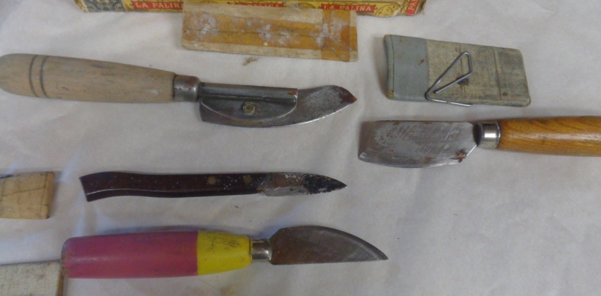 Wallpaper tools Antiques Board
