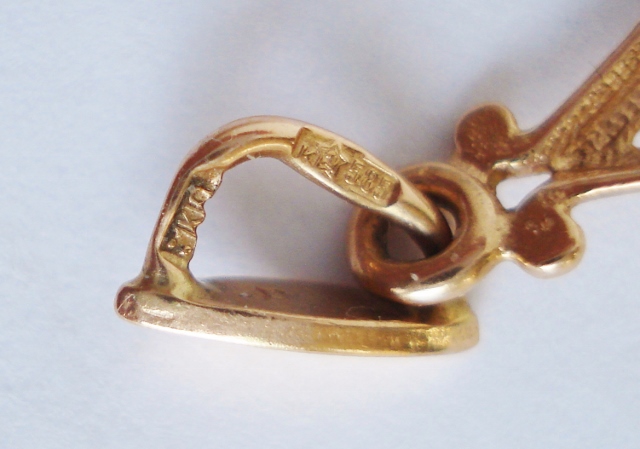 DSC06417 (640x449).jpg