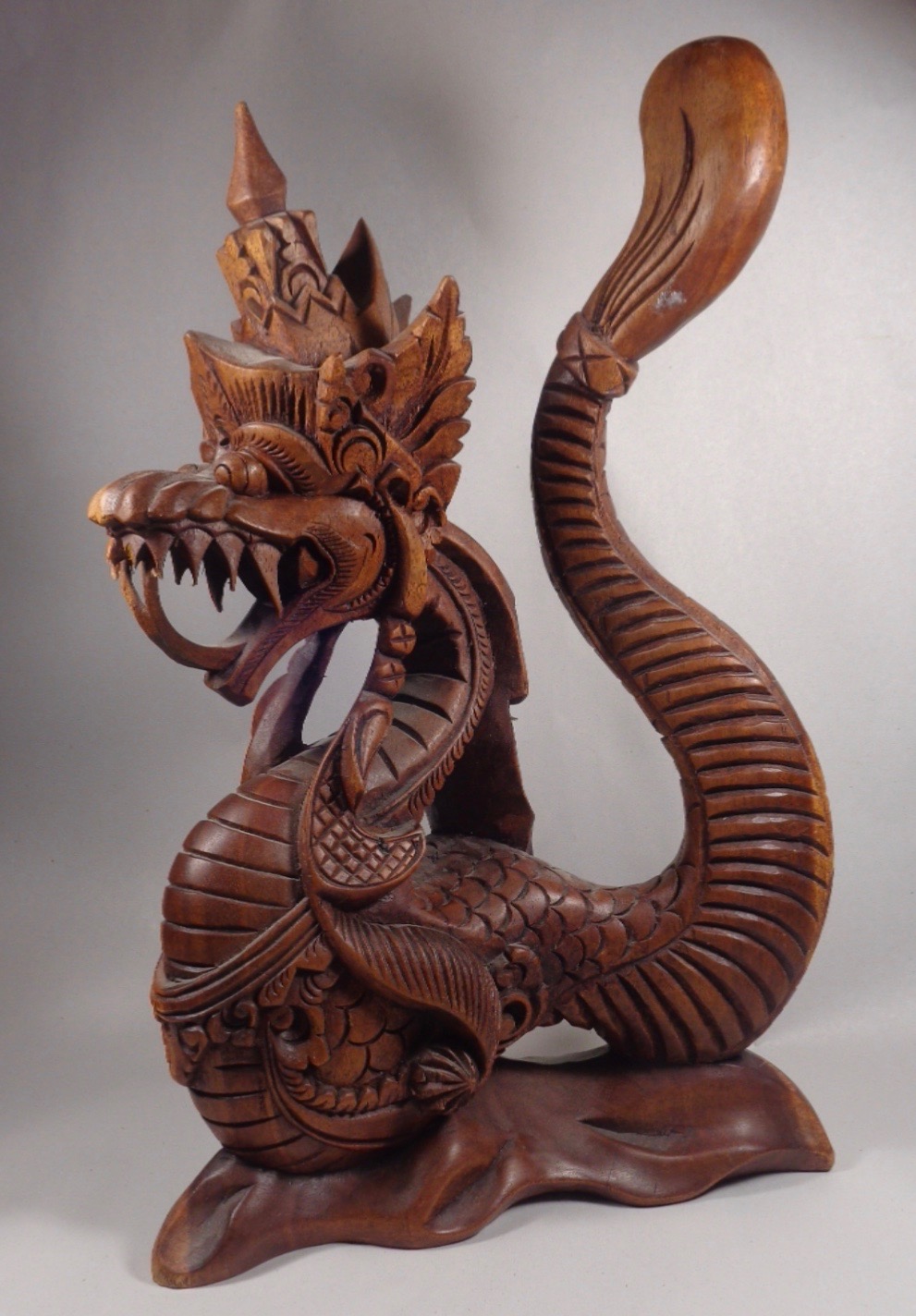 Dragon Wood Carving | Antiques Board