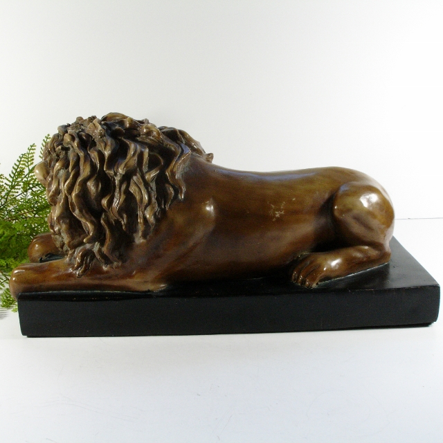 DSC09973 (640x640).jpg