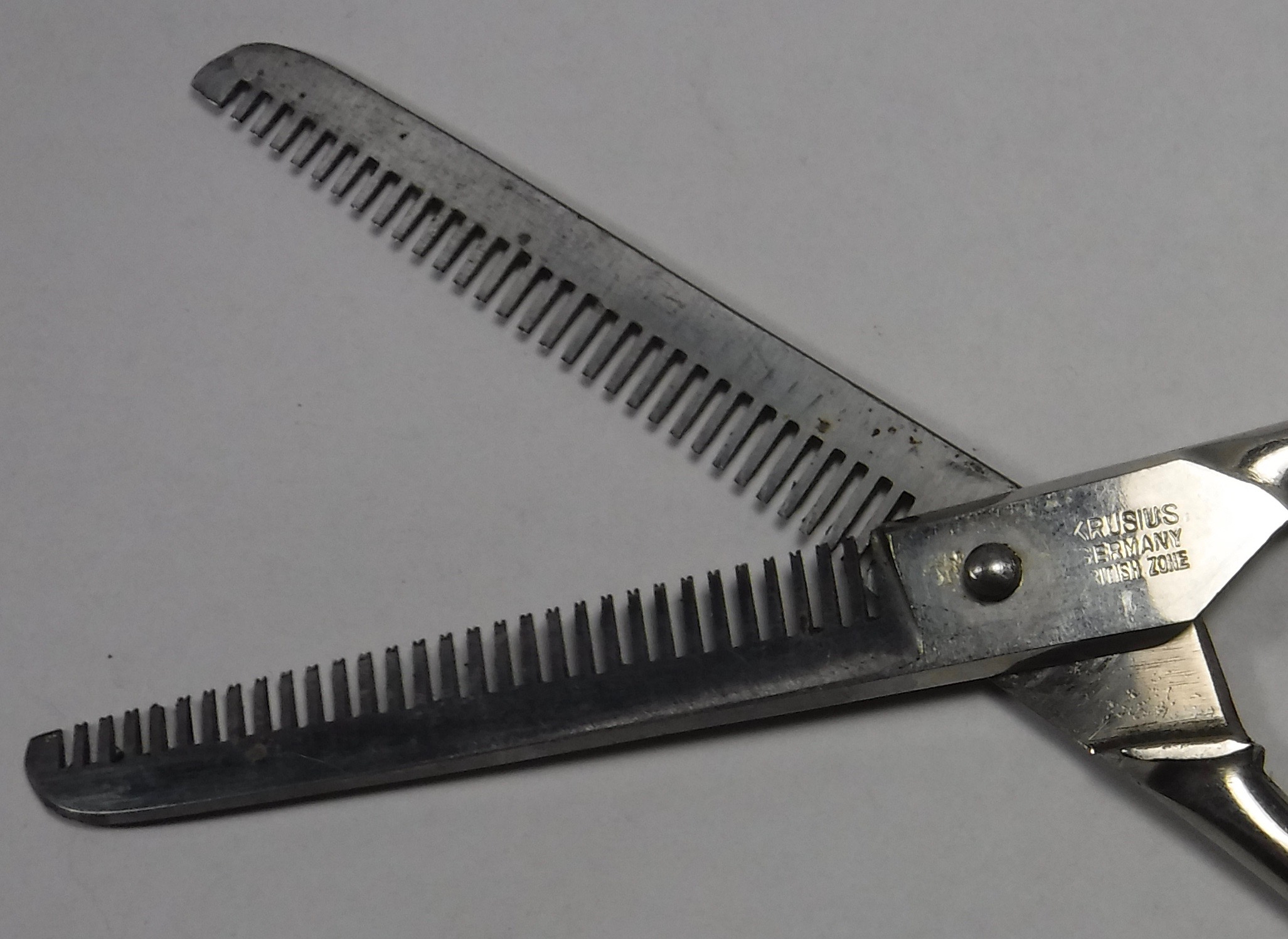 Moustache Trimmers? Antiques Board