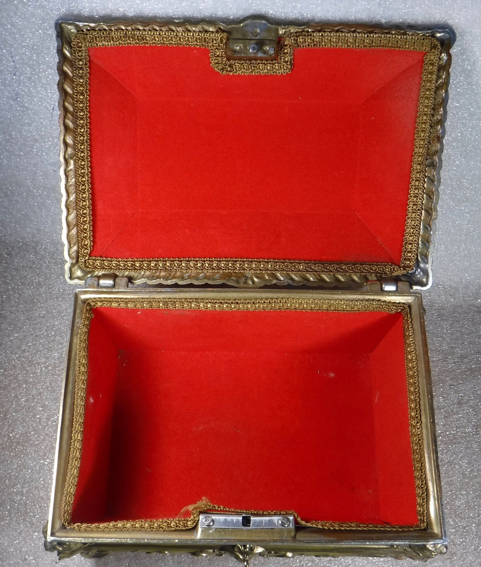 Large Jewelry Box Antiques Board