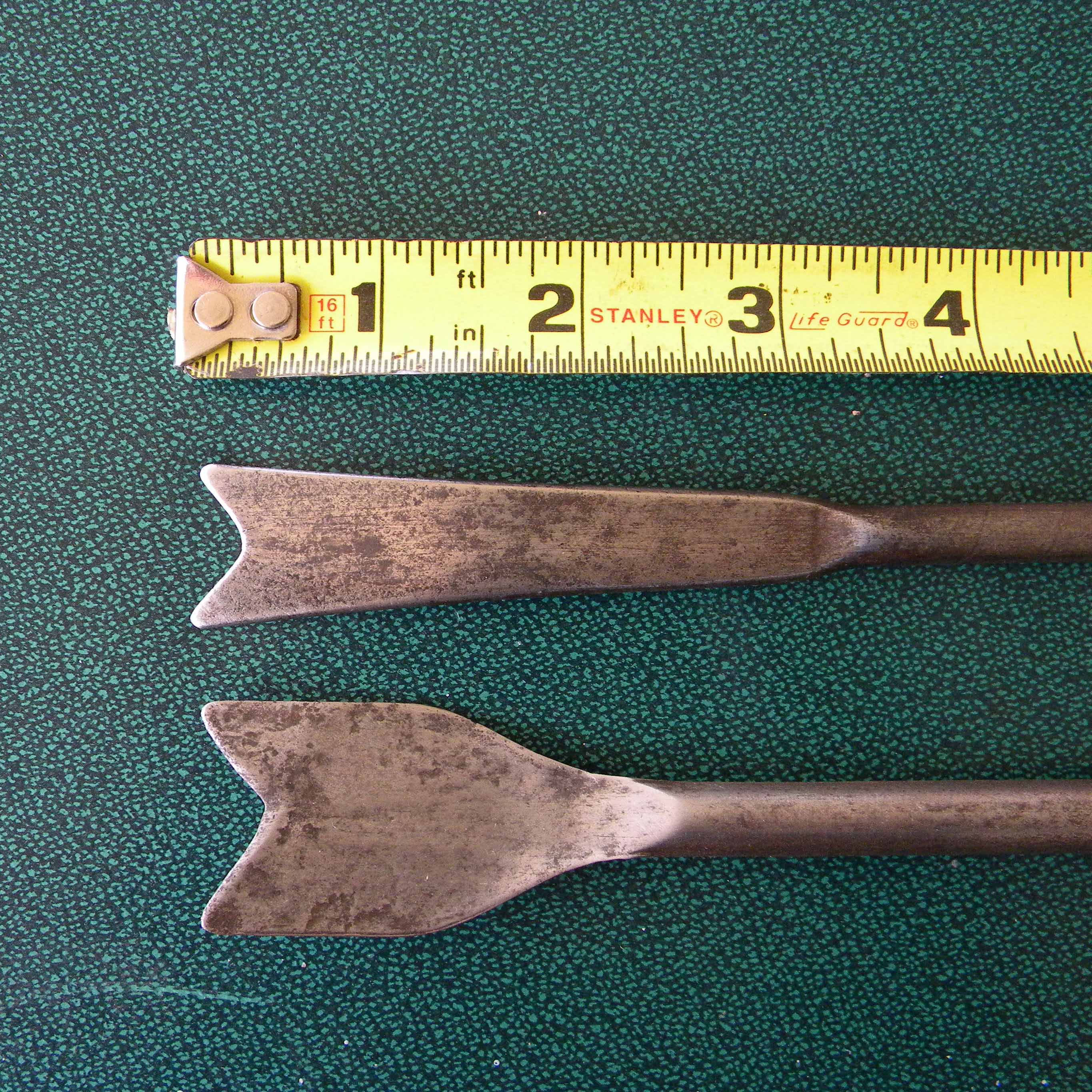 DSCN1233 Top Close up Tools3.jpg