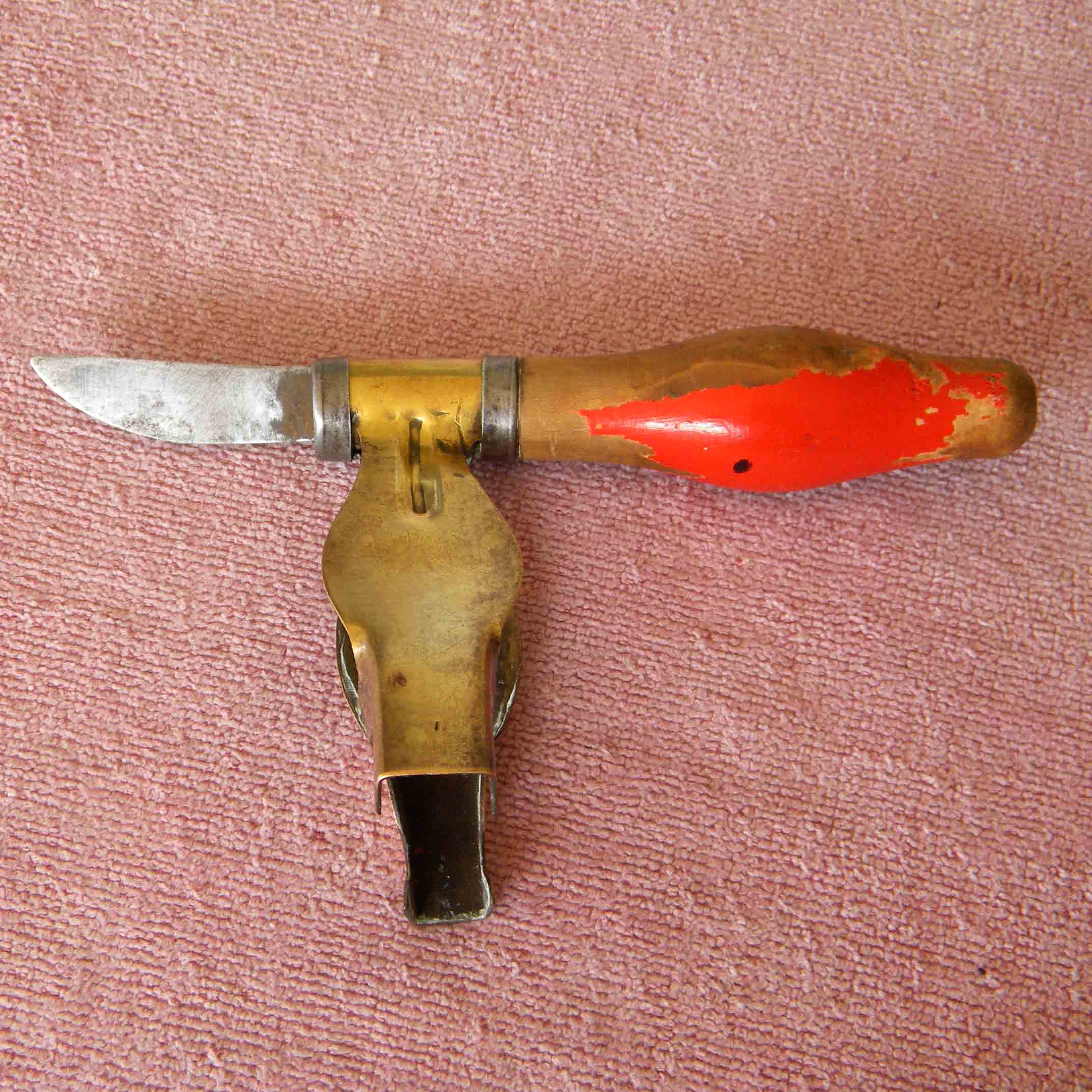 DSCN1460 Top Knife Side1.jpg