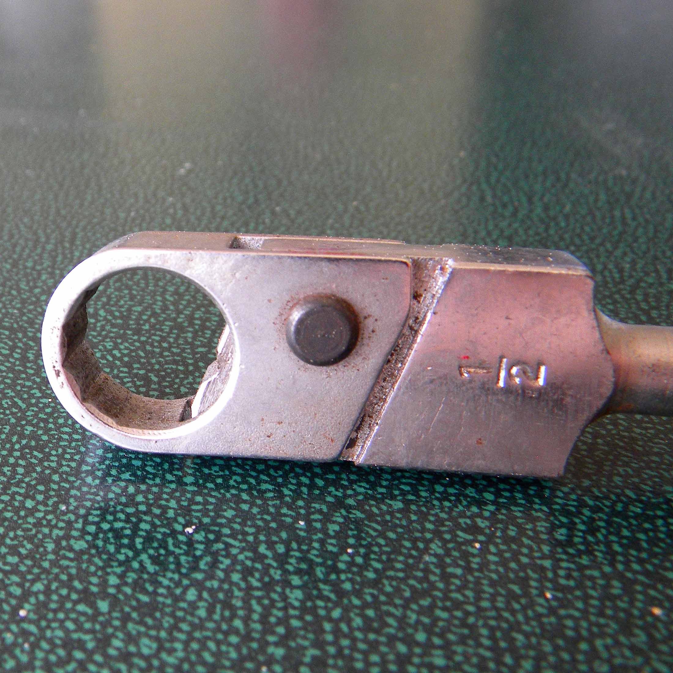 DSCN1603 Top Side Tool1.jpg