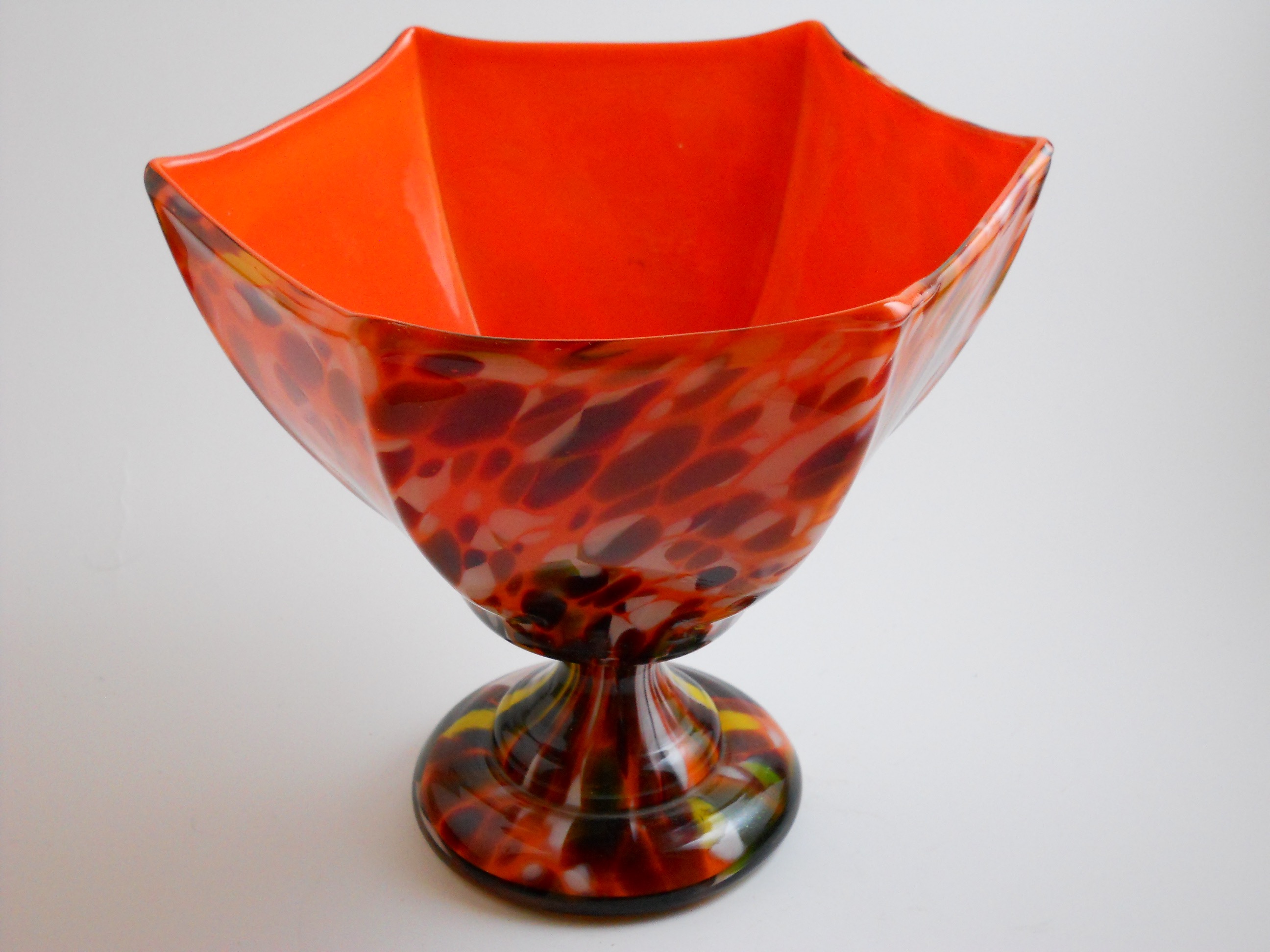 Kralik KNUCKLE Vase/Bowl,Circa 1930 Antiques Board