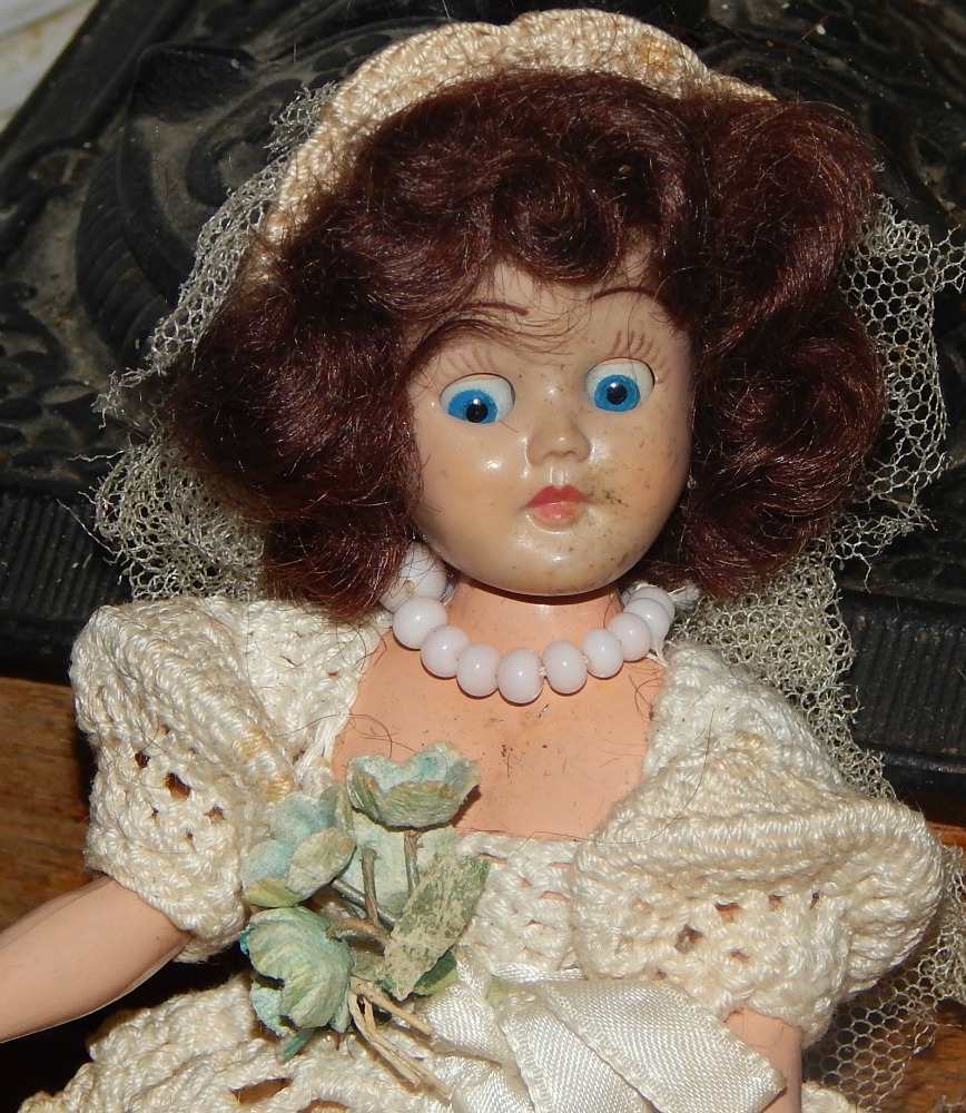 What kind of doll is this? No Markings Antiques Board