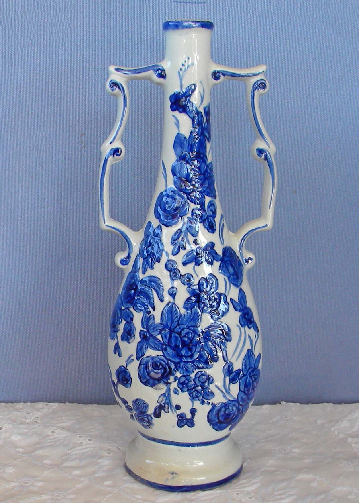 DSCN8752 Front of Vase1.jpg