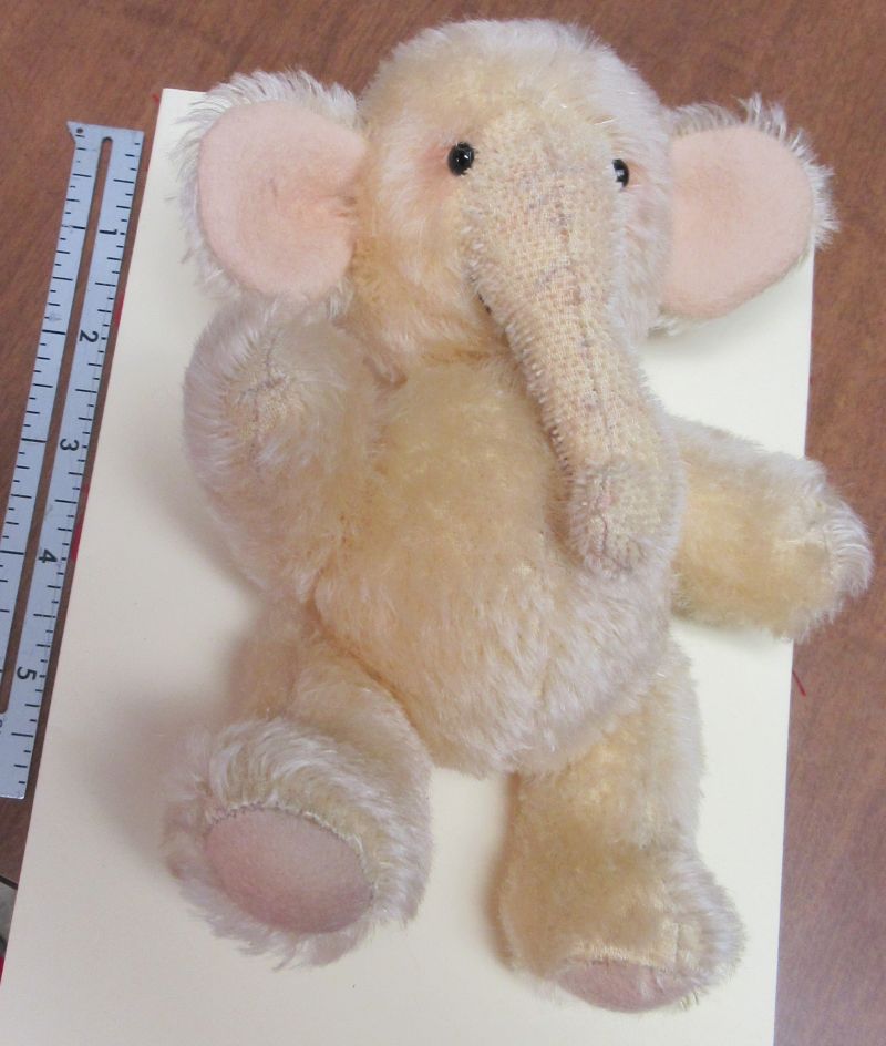 elephant1.jpg