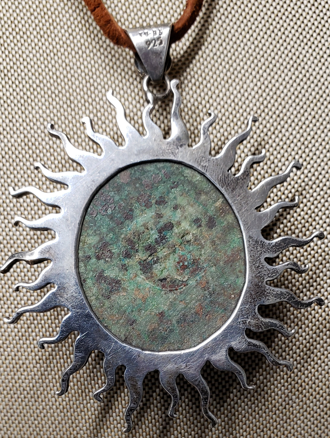 EmiliaCastilloPendant-4.jpg