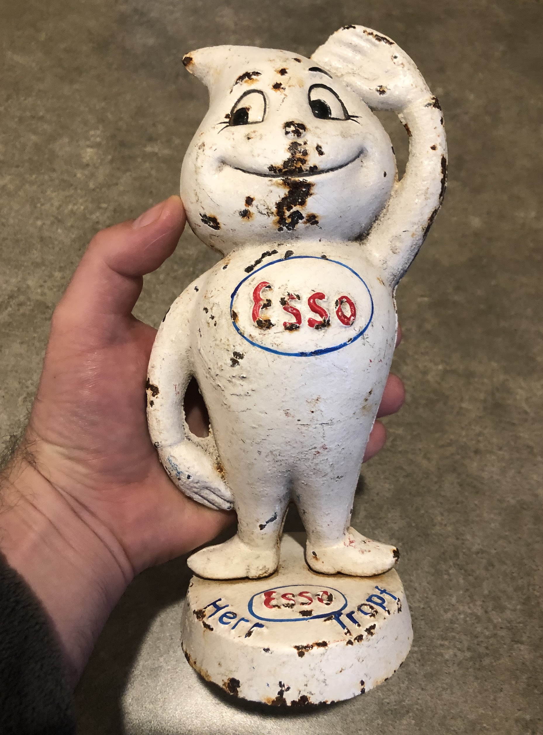 Esso drop.jpg