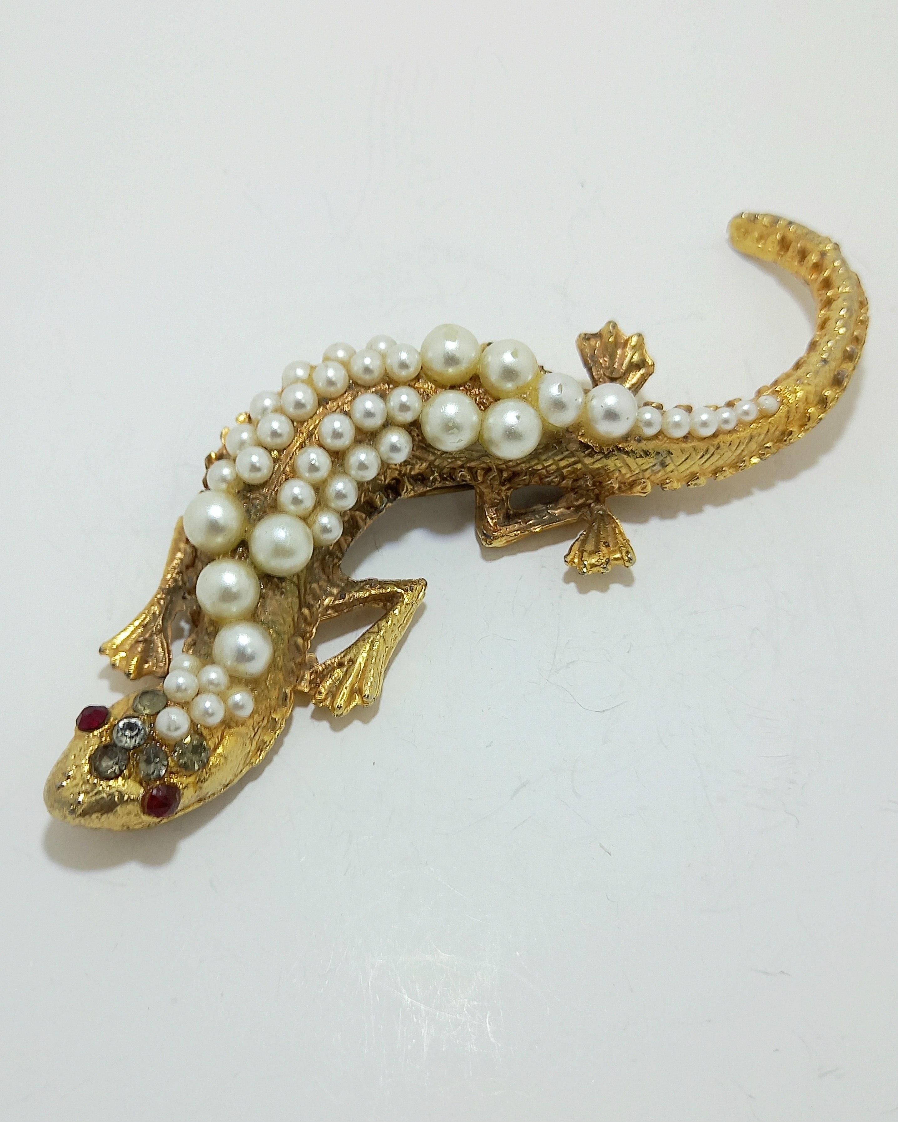 ezgif.com-optijpeg (10).jpg