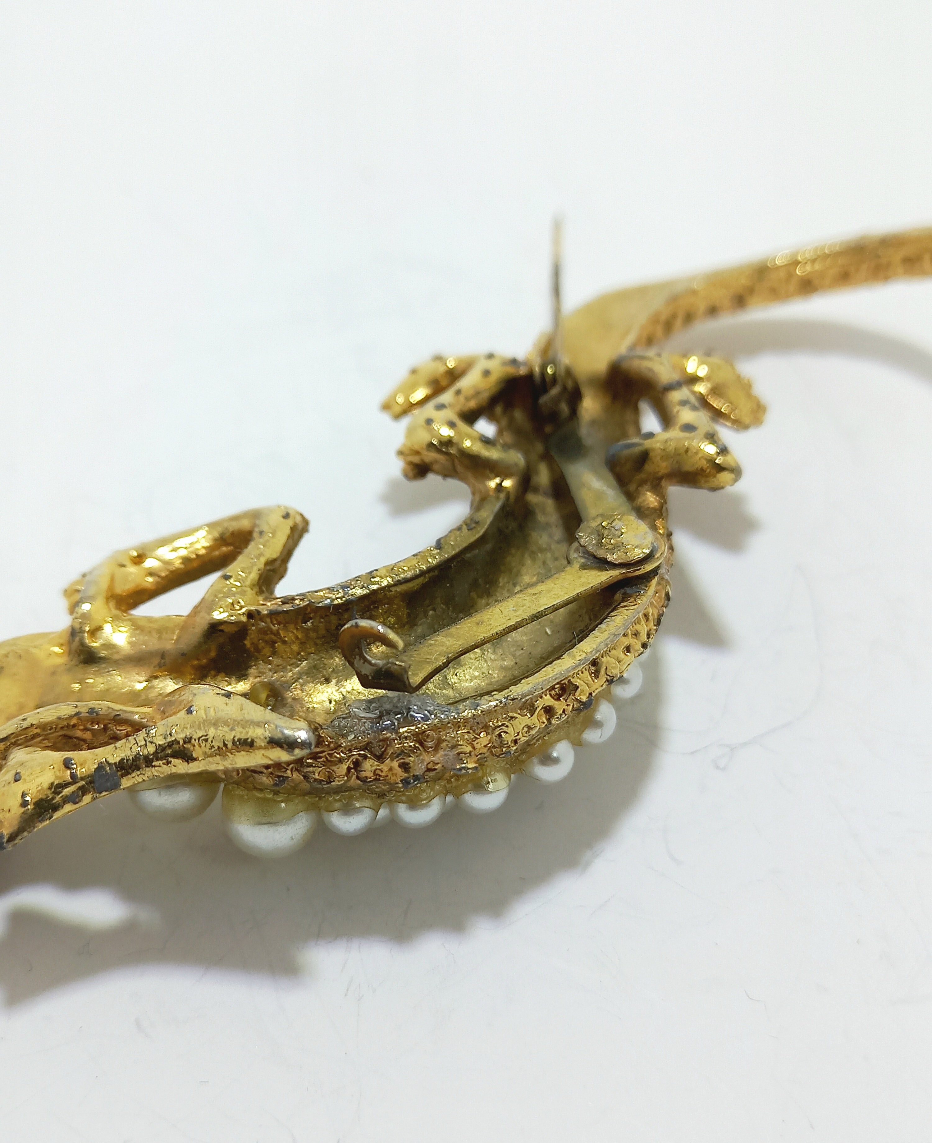 ezgif.com-optijpeg (17).jpg