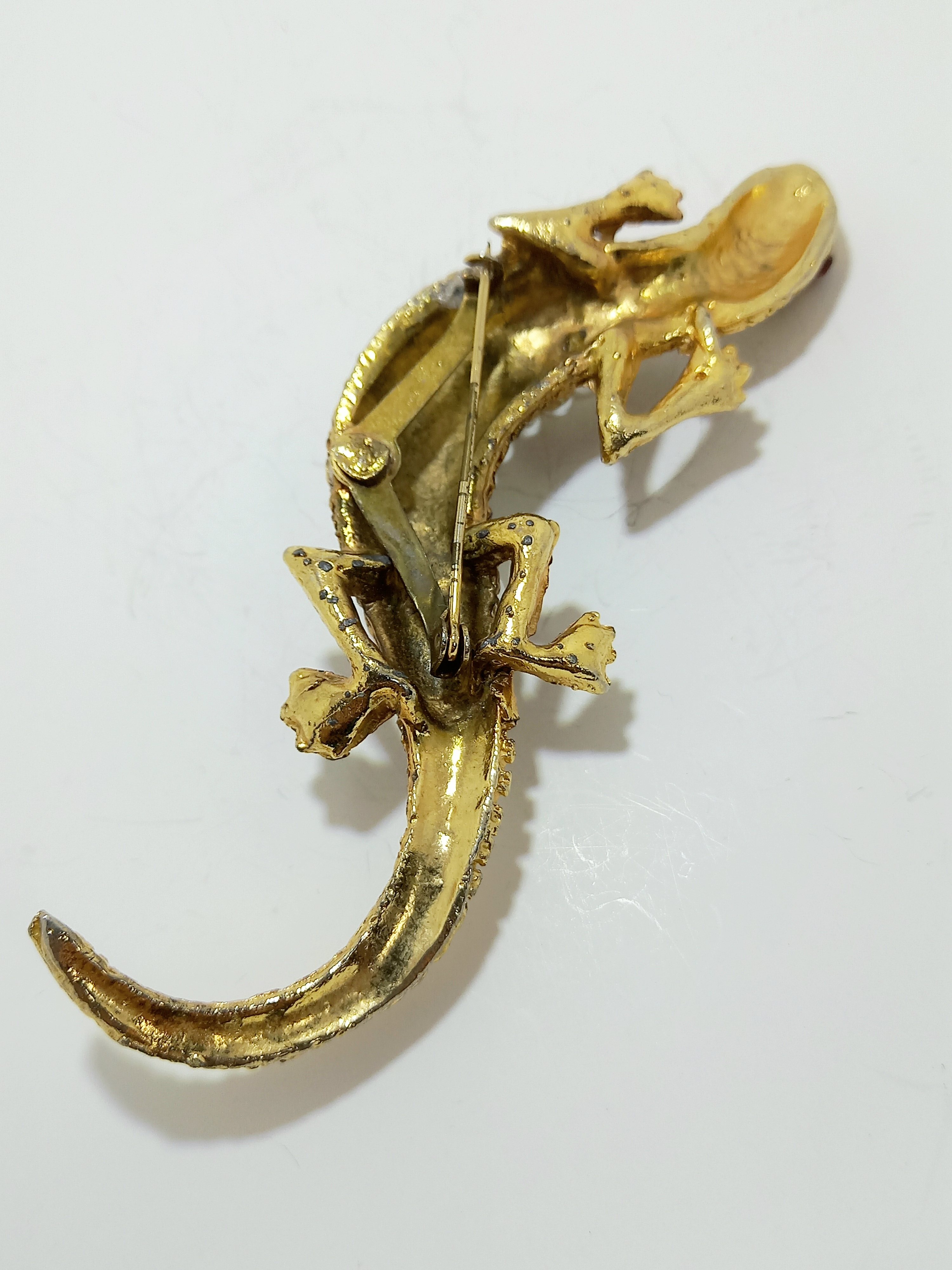 ezgif.com-optijpeg (19).jpg