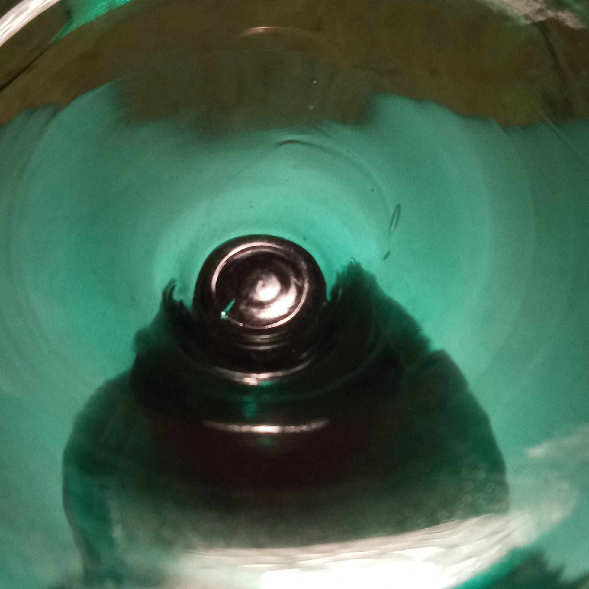 F012 Green water or wine goblets AAA.jpg