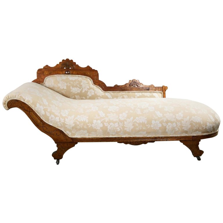 fainting couch.jpg
