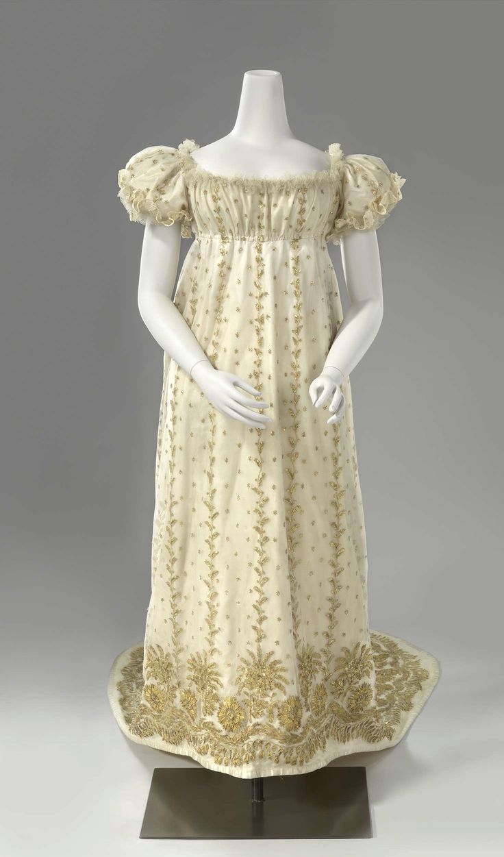 fdf63e3affe6d702360c399b84a1a939--regency-dress-regency-era.jpg
