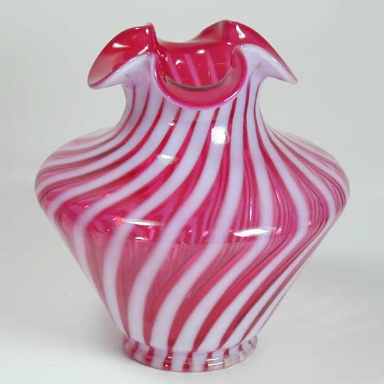 Fenton Cranberry Spiral Optic Vase