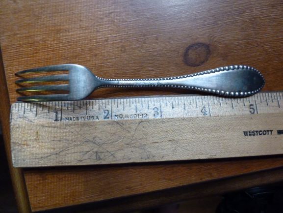 fork size.JPG