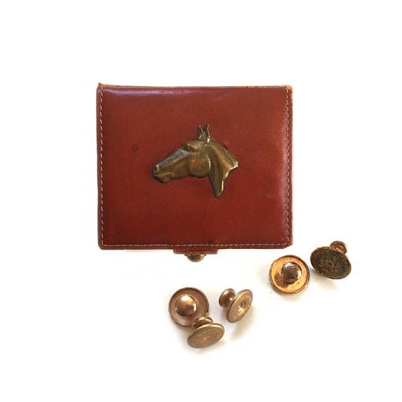 FORUM Dunhill Box.jpg