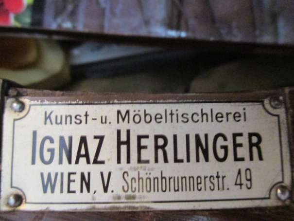 FORUM Herlinger Label.jpg