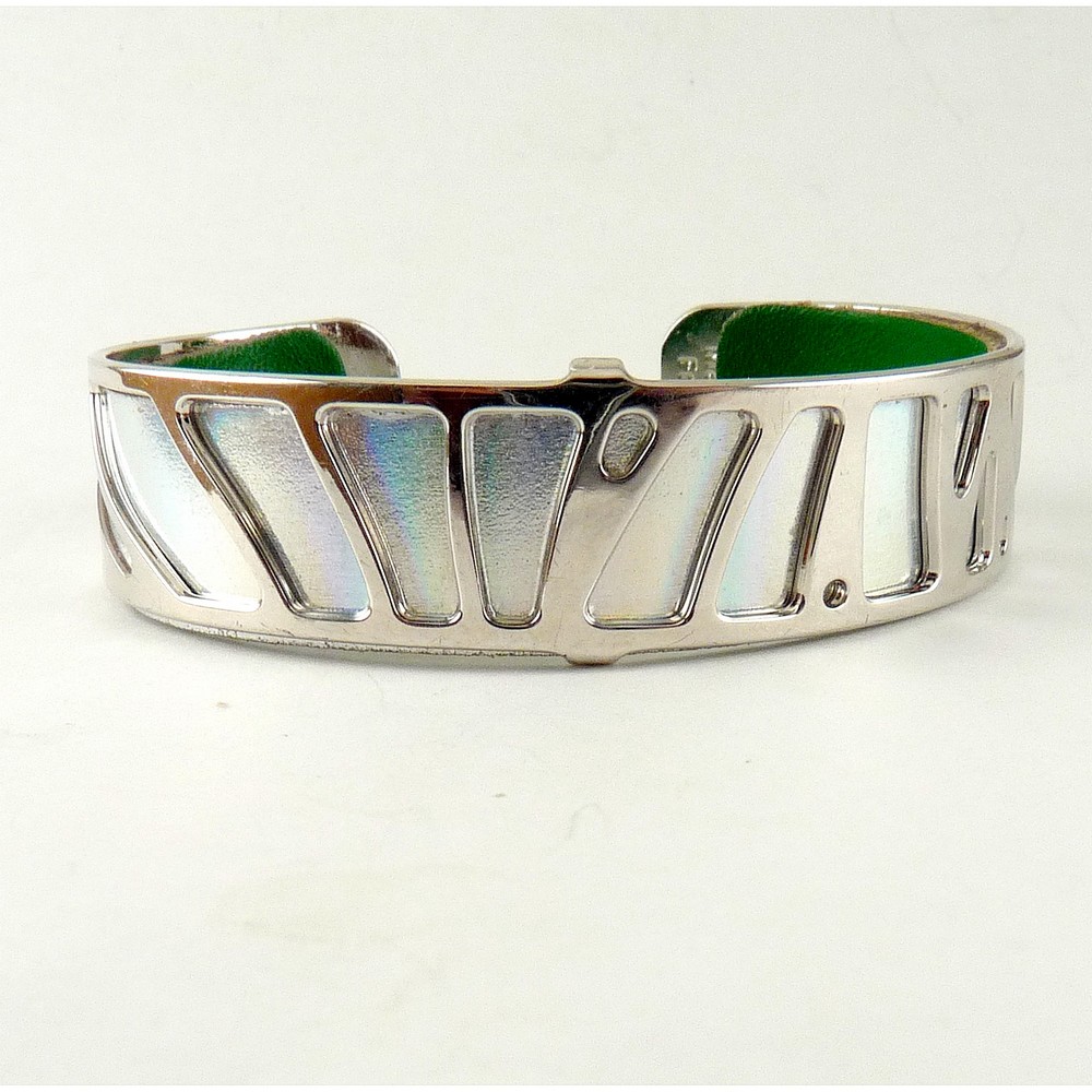 French_hologram_cuff_brac_1S.jpg