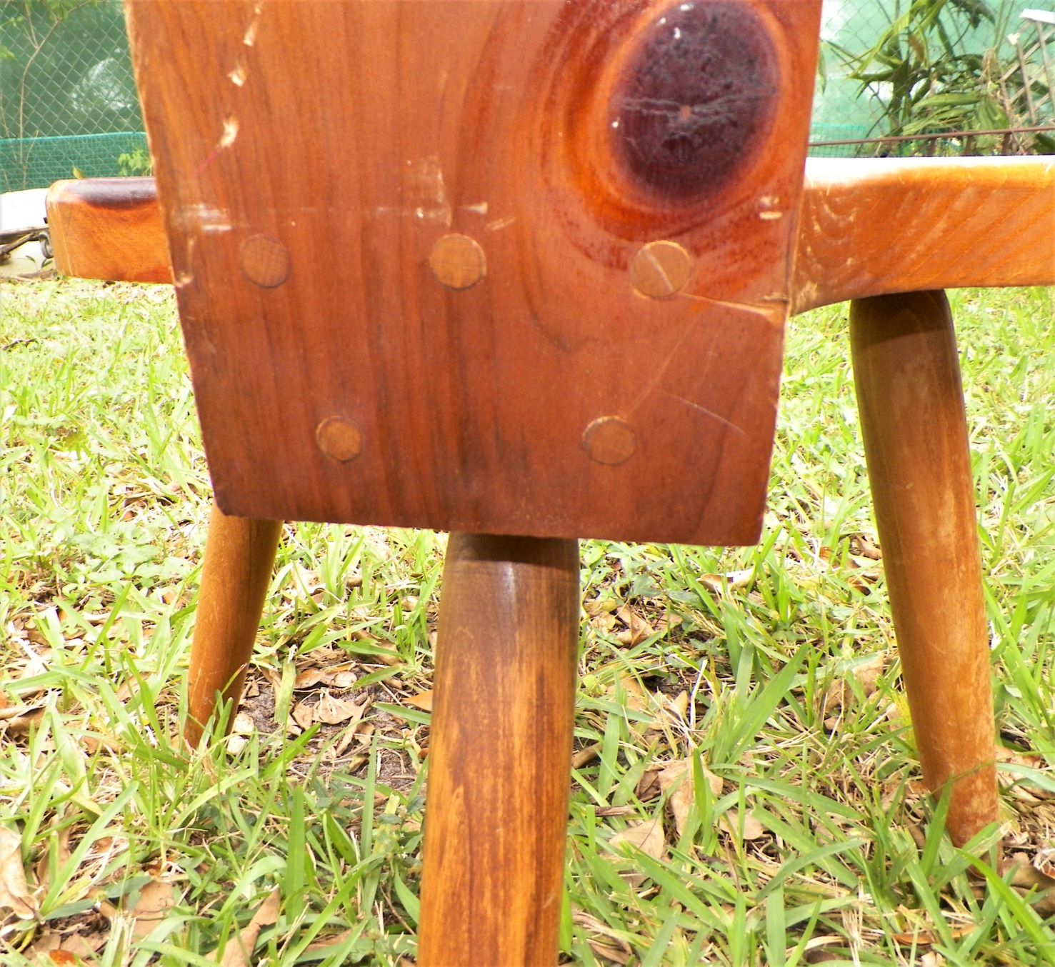 FURNITURE CHAIR 3 LEGGED BIRTHING CHAIR 3AAA.JPG