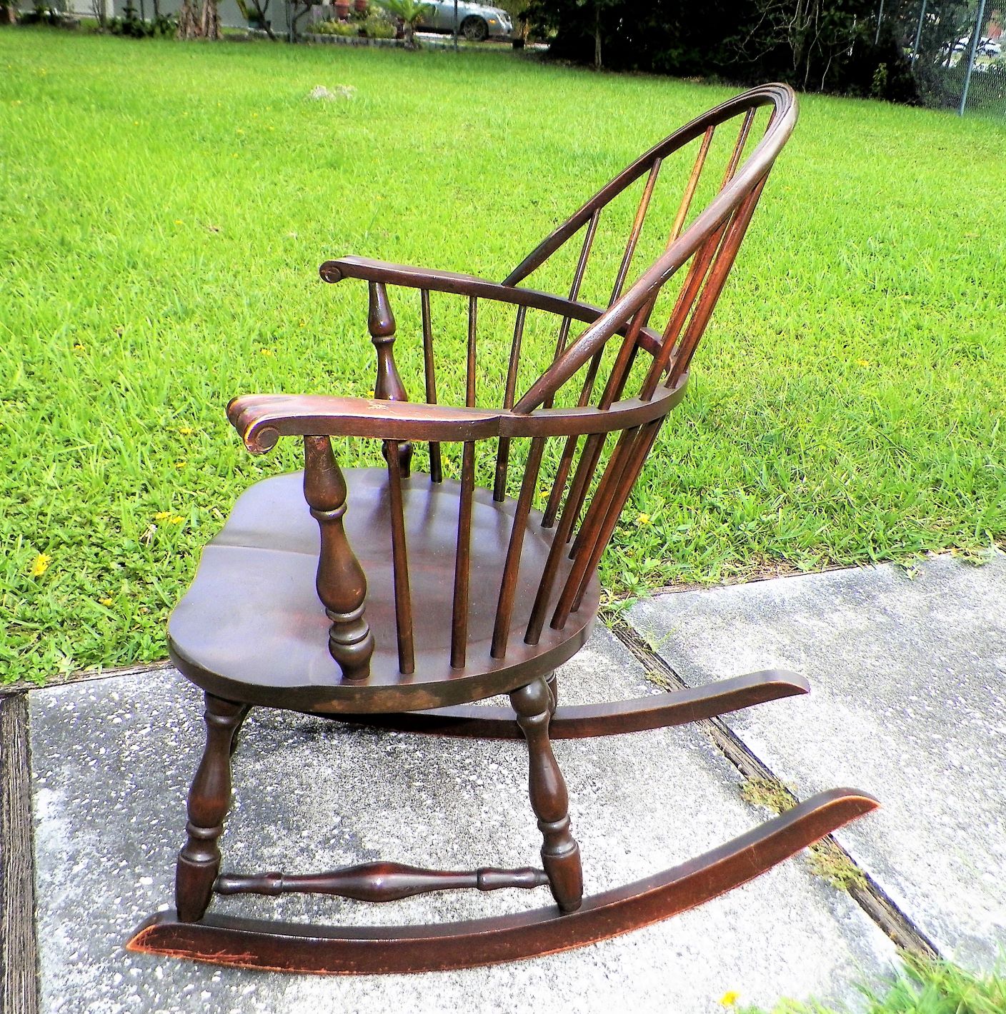 FURNITURE CHAIR ROCKING CHAIR WINDSOR BOW BACK 3AAAZZ.JPG