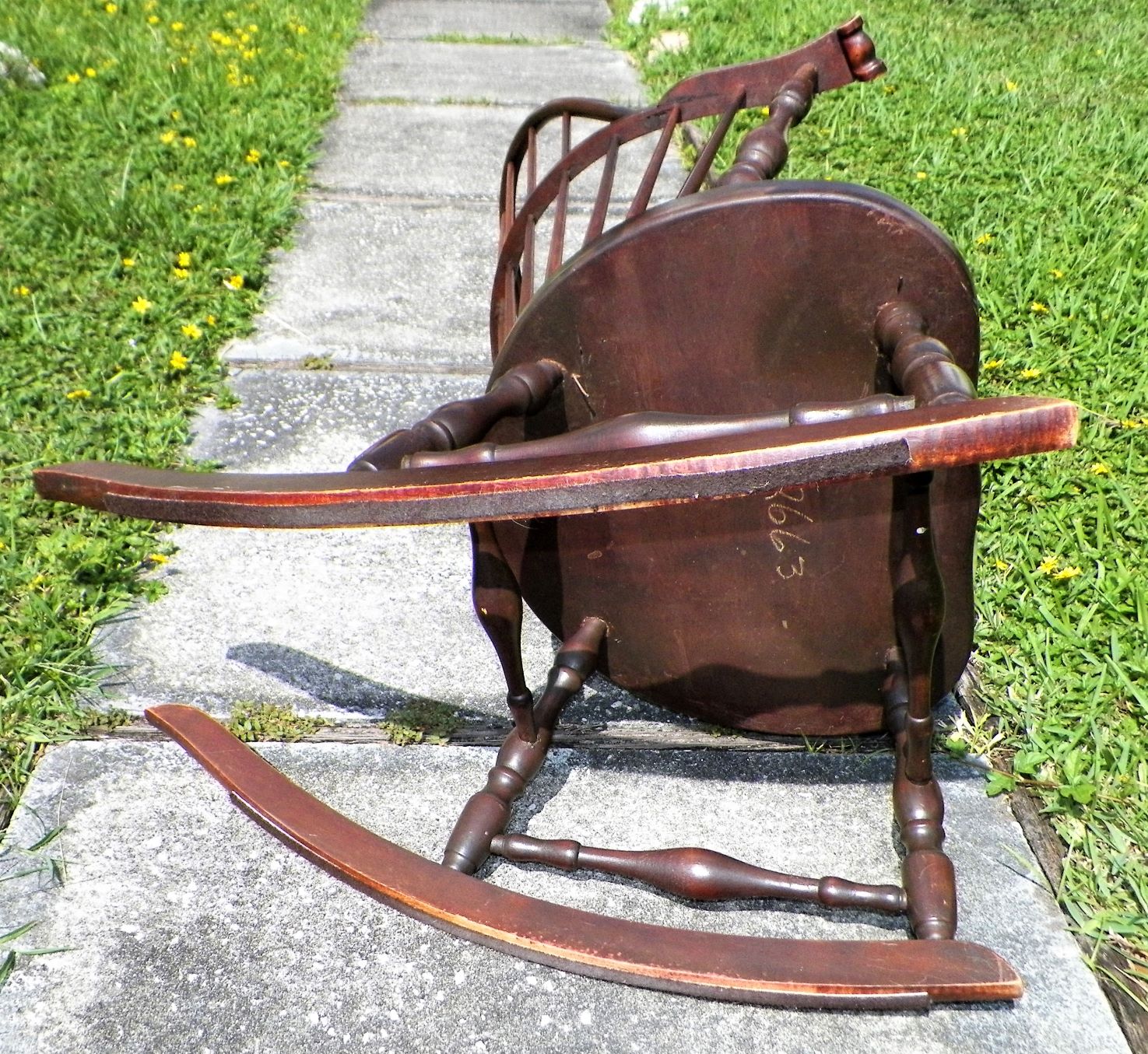 FURNITURE CHAIR ROCKING CHAIR WINDSOR BOW BACK 5AAZZ.JPG