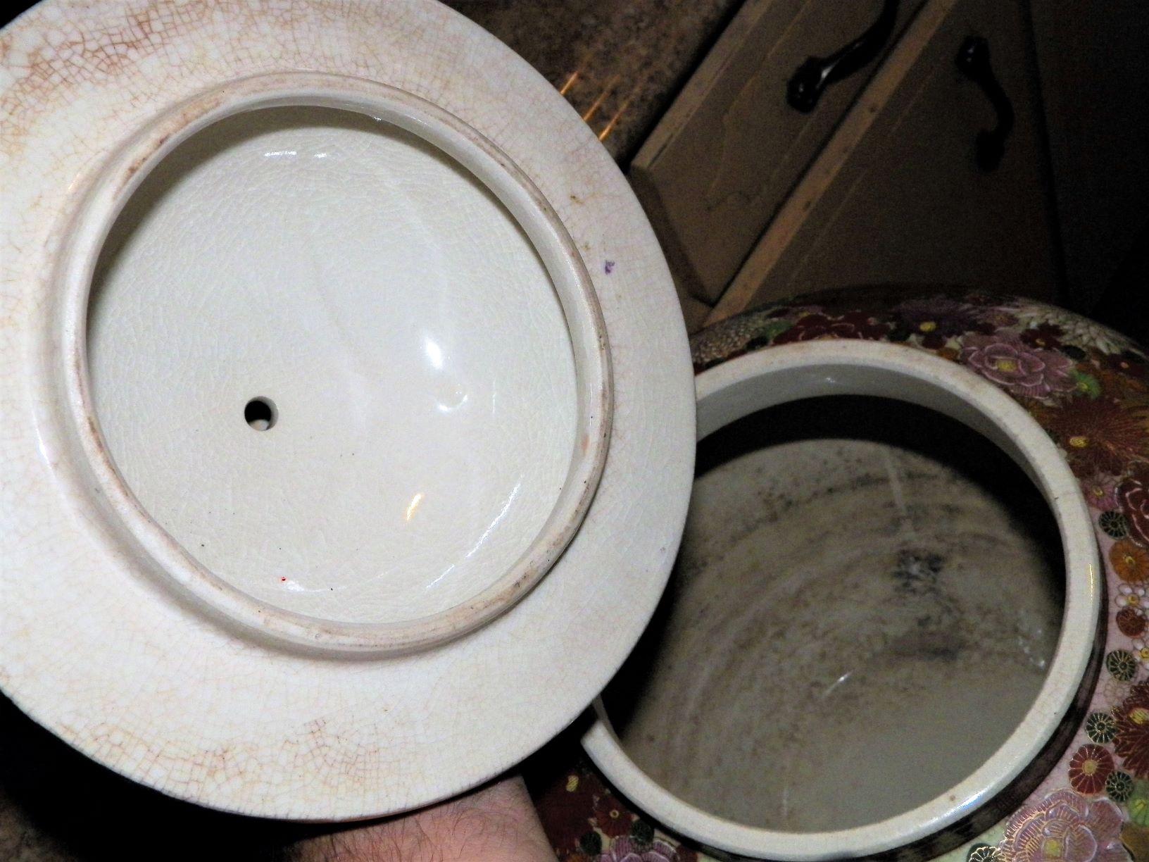 FURNITURE GINGER JAR 7AA.JPG